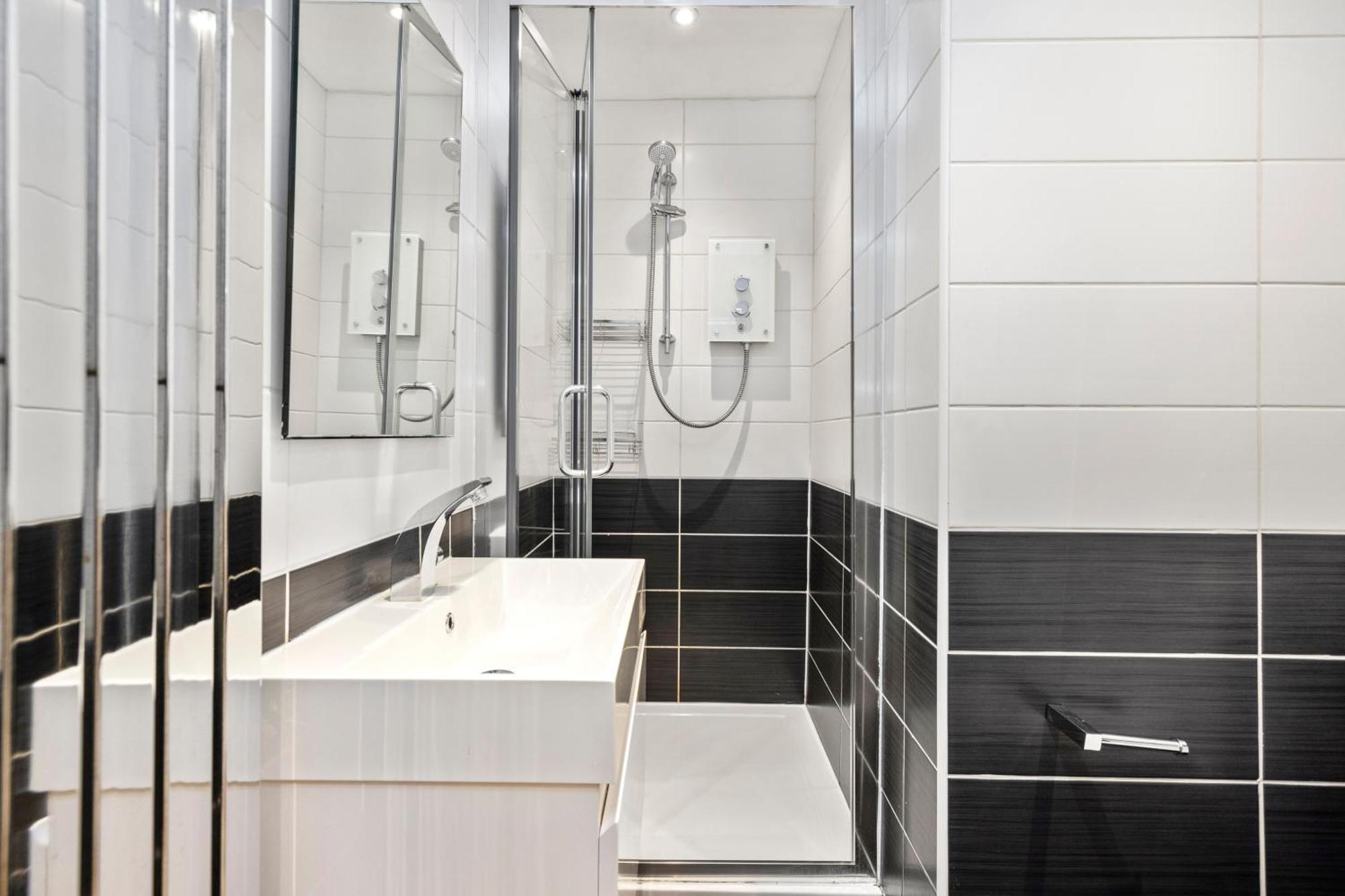 Апартаменти Joivy Modern Flat In City Centre - For Up To 3 Guests Единбург Екстер'єр фото